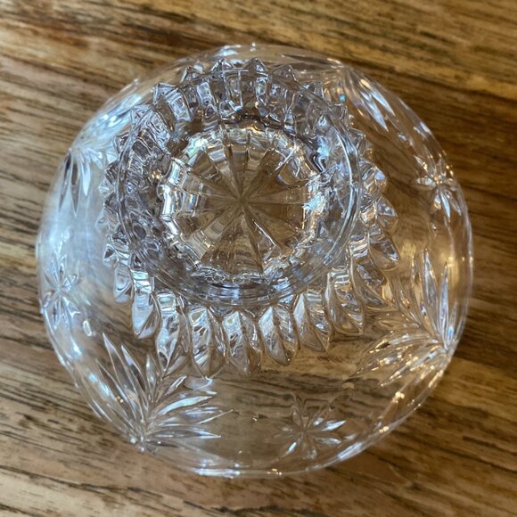 Holiday Glass Bowl w/ Trees & Stars - Picture 5 of 8